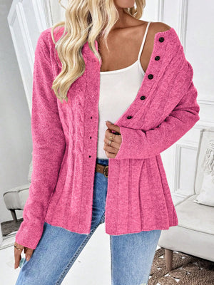 Cardigan de Lã Acinturado com Tranças e Botões Rosa 07