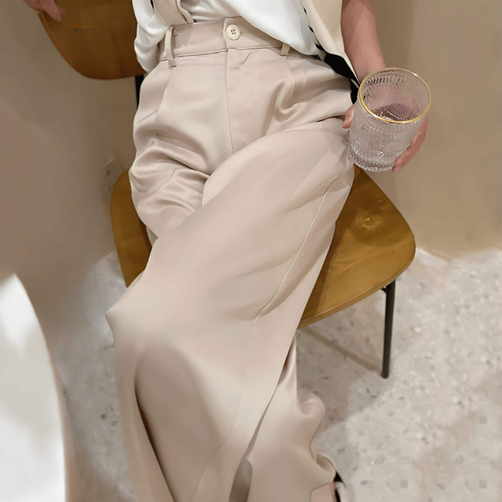 Calça Feminina de Cetim Bege 7