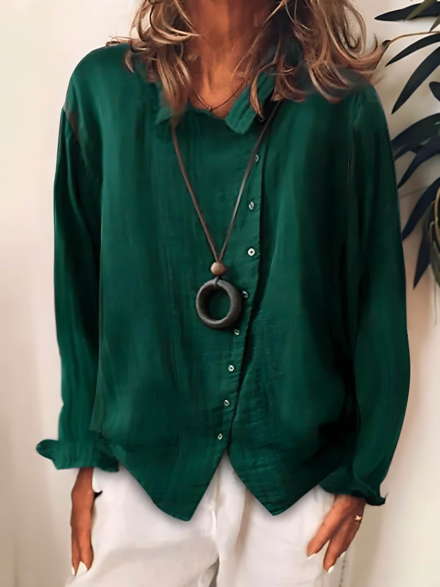 Camisa Feminina de Algodão com Linho Manga Longa Solta Botões Clifton