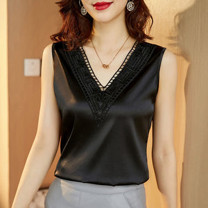Blusa Decote V com Bordado