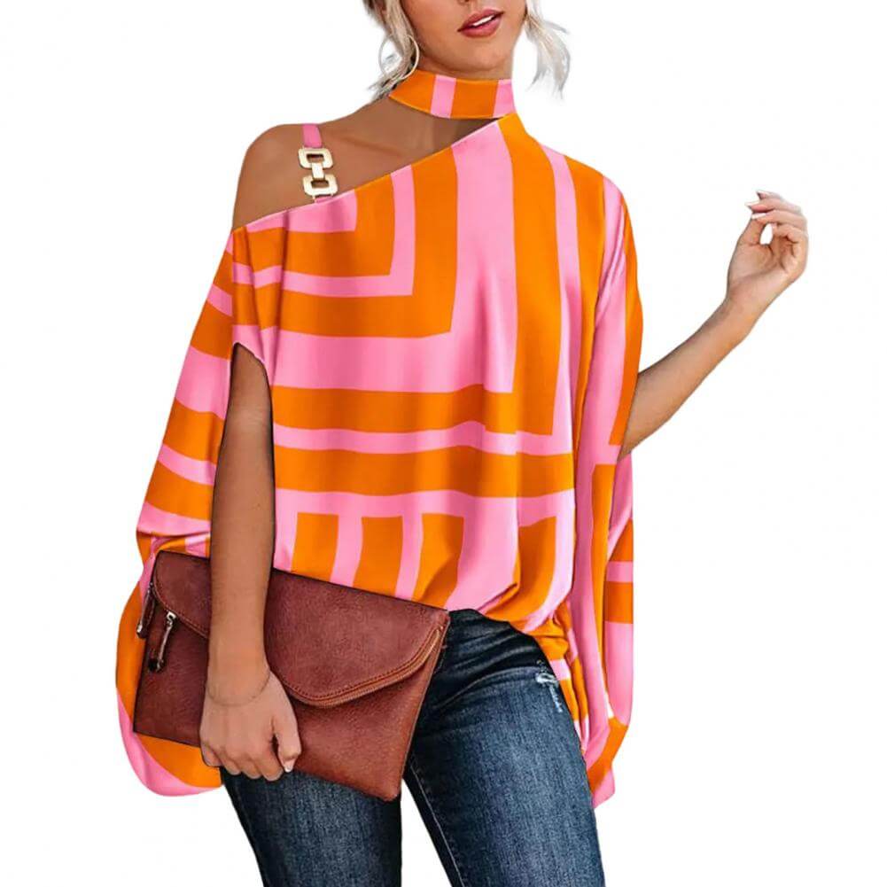 Blusa Gola Alta e Ombro Aberto Feminina