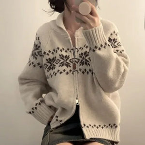 Cardigan de Lã com Estampa Nórdica e Zíper Bege 04