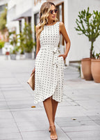 Vestido Mídi Transpassado com Amarração Branco 7