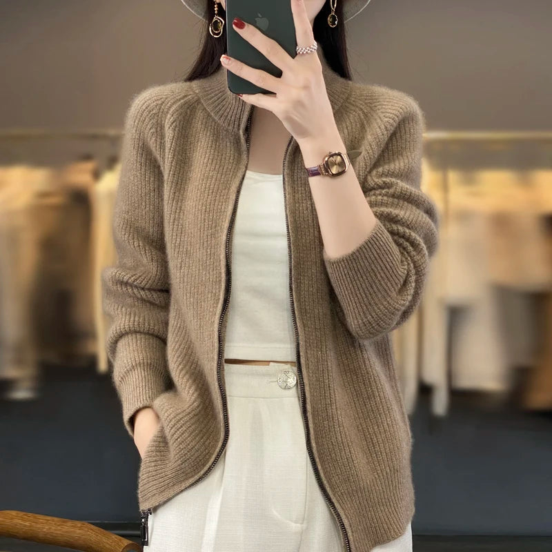 Cardigan de Lã com Zíper e Gola Alta Caramelo 05