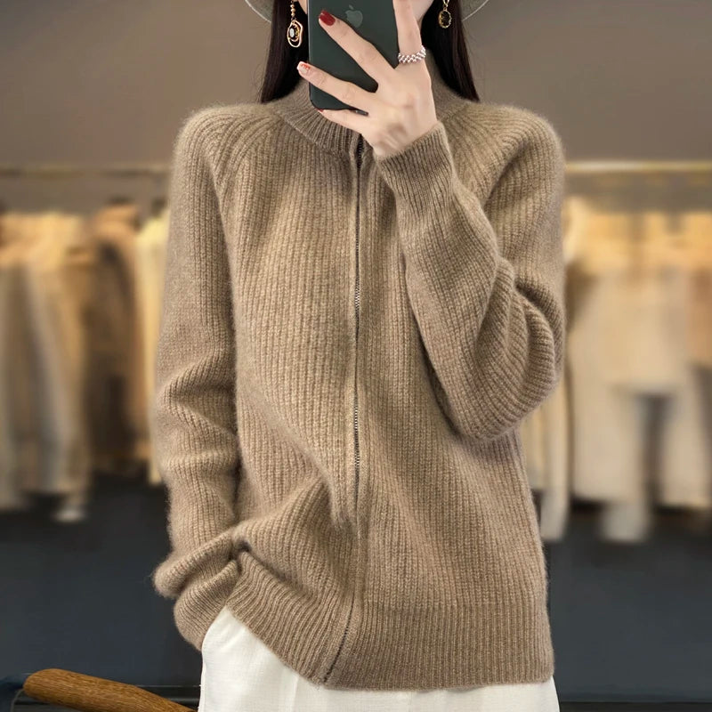Cardigan de Lã com Zíper e Gola Alta Caramelo 07