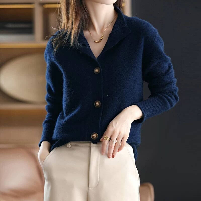 Cardigan Feminino com Botões Azul Marinho
